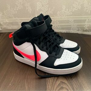 Nike Men’s Sneakers